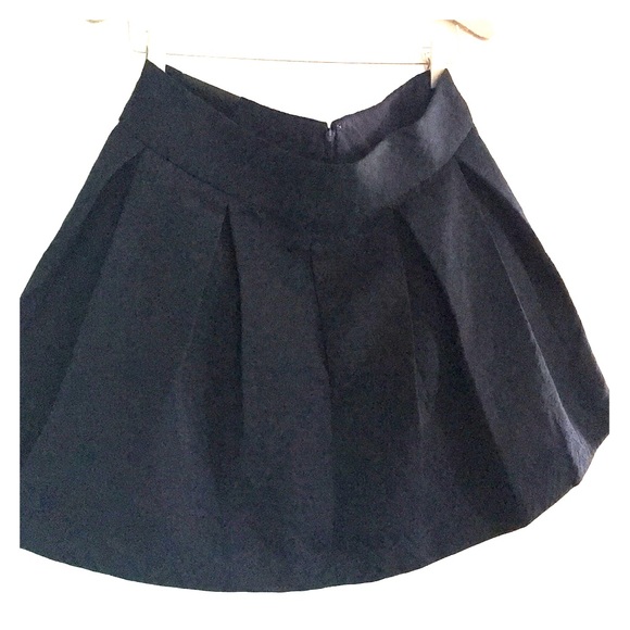 Banana republic navy Aztec skirt - Picture 1 of 4